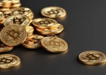 Bitcoin Leads with $543M in Inflows Amid Powell’s Jackson Gap Feedback