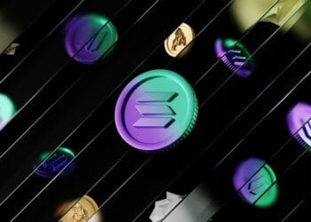 Crypto Analyst Identifies Bull Flag That May Ship Solana Worth To $1,400