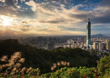 Taiwanese Monetary Watchdog OKs International Crypto ETFs For Professional Buyers
