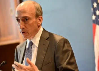 Coinbase Recordsdata Authorized Movement Towards SEC Over Misplaced Texts From Ex-Chair Gary Gensler
